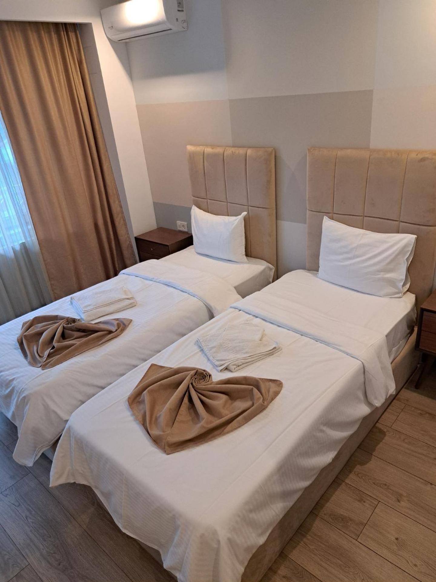 Artemis Hotel Herkulesfürdő Kültér fotó